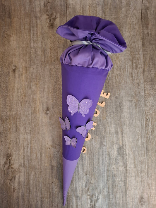 Schultüte Schmetterling; aus Stoff Flieder-Lila mit Name personalisiert (Ohne Rohling)