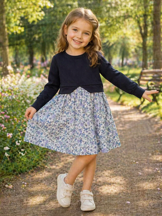 Mädchenkleid aus Sommersweat - Baumwolle – handgemacht –Dunkelblau - Blumenmuster – Größen 110–140– Kinderkleid festlich & alltagstauglich