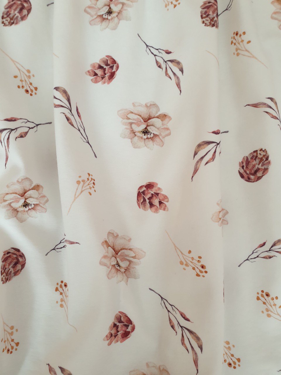 Kleid - Mädchen Kleid aus Bündchen und Baumwolljersey mit Taillenband.