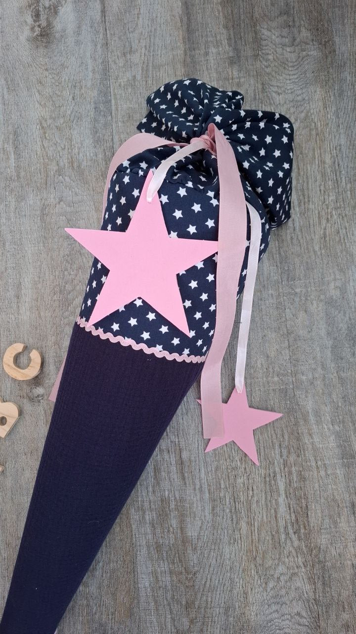 Handgemachte Schultüte 70 cm aus Musselin & Baumwolle mit Sternen. Personalisiert mit Namen  für Mädchen (Ohne Rohling)