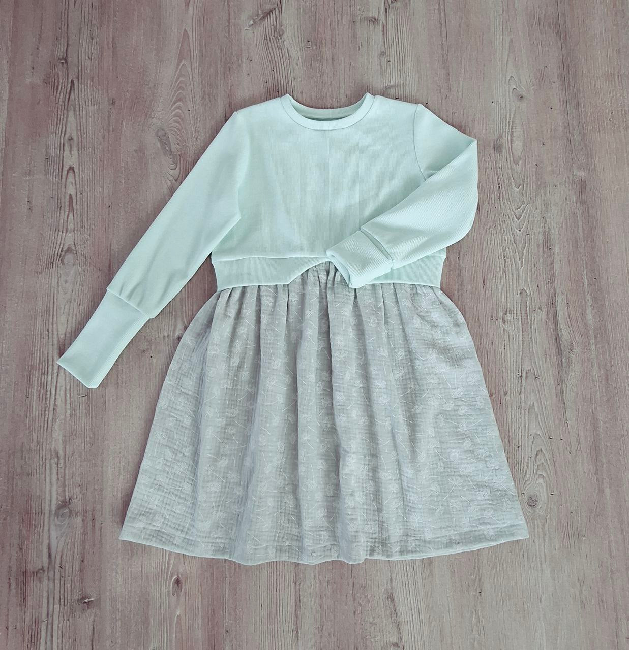 Kleid - Mädchen Kleid aus Bündchen  in Mintgrün und Musselin mit Pusteblüme und Taillenband.