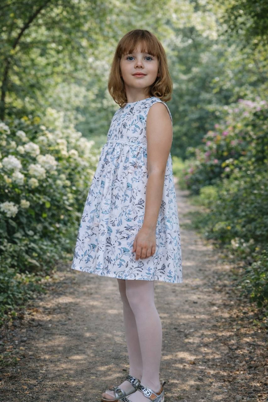 Schickes Sommerkleid -Mädchenkleid -Einschulungskleid aus Popeline mit Blumenmuster.