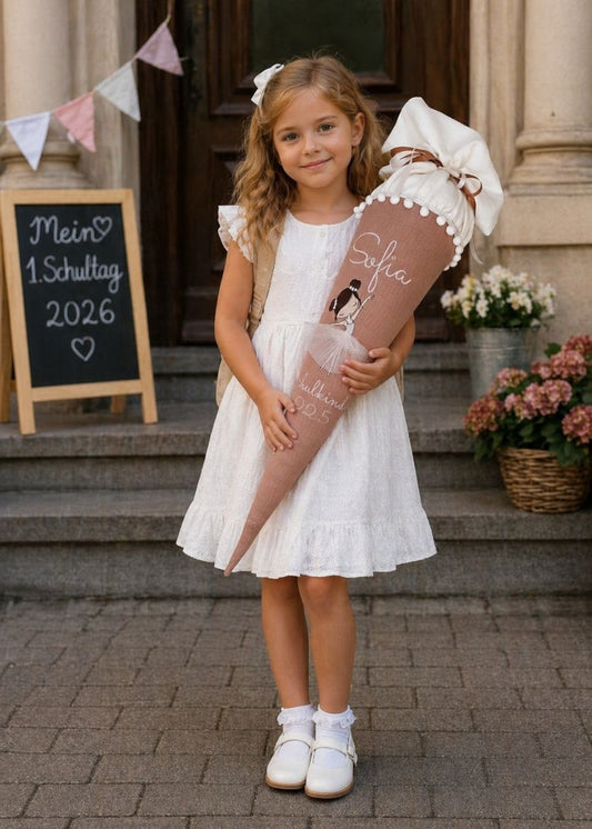 Schultüte Ballerina mit Name – Einschulung 2026 Mädchen – Personalisierte Zuckertüte aus Musselin  Taupe -Weiß – 70 cm mit Rohling