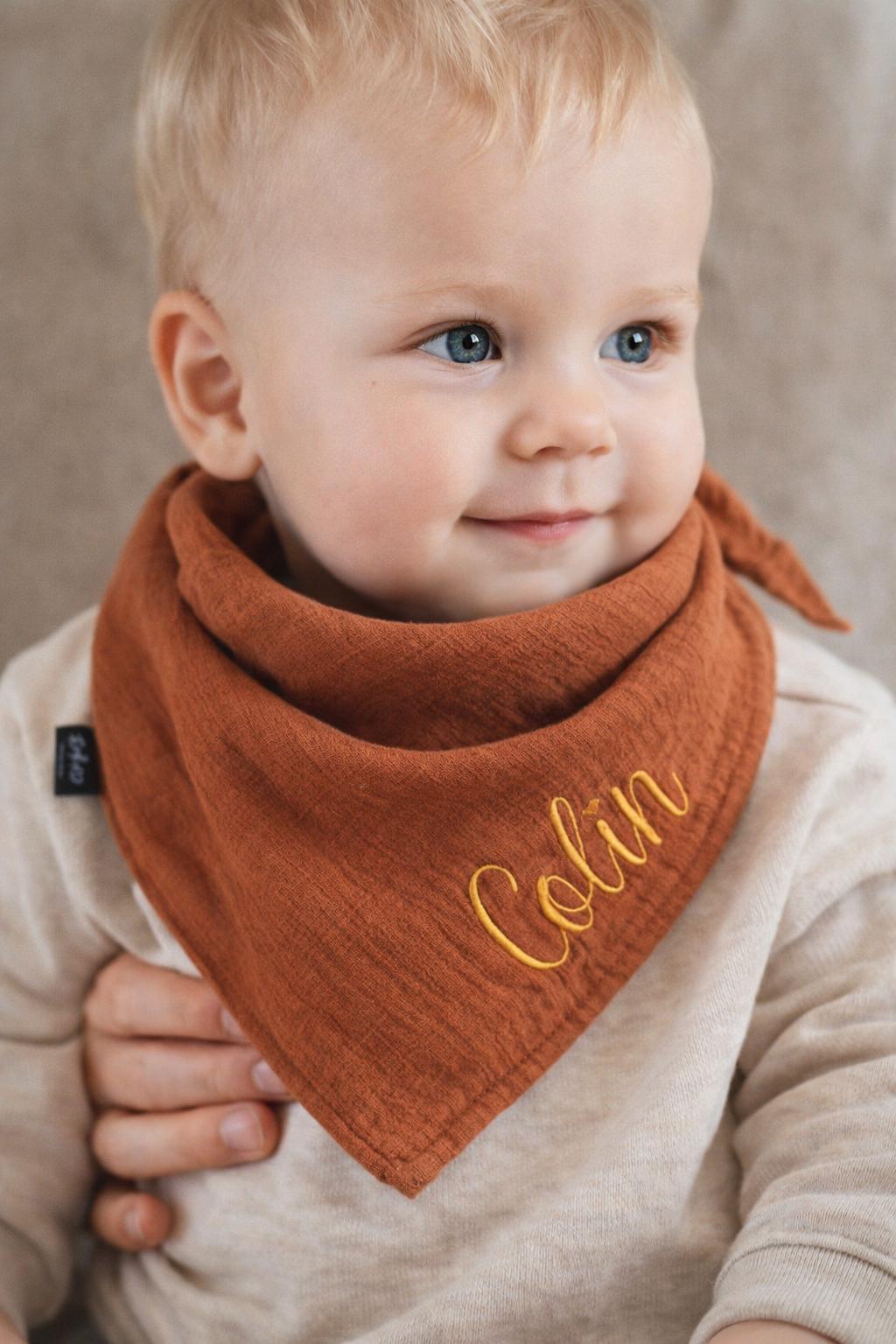 Personalisiertes Musselin Halstuch mit Namen | Bio Baumwolle | Baby Geschenk zur Geburt | Spucktuch | Halstuch für Mädchen & Jungen“